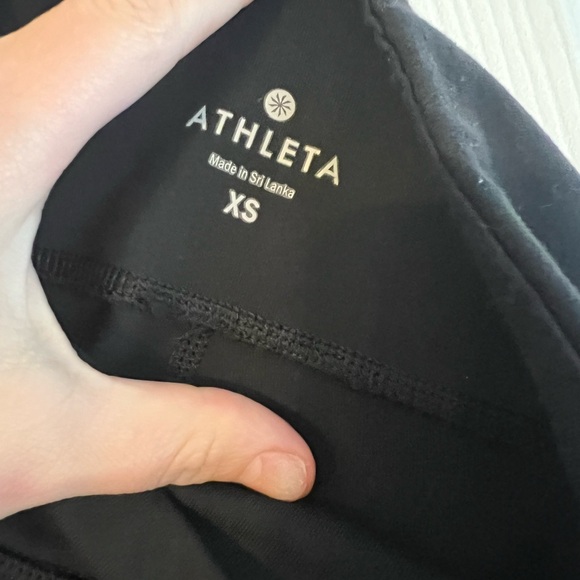 Athleta Criss Cross Chaturanga Capri Crop Leggings | Black | Size XS - Picture 6 of 7